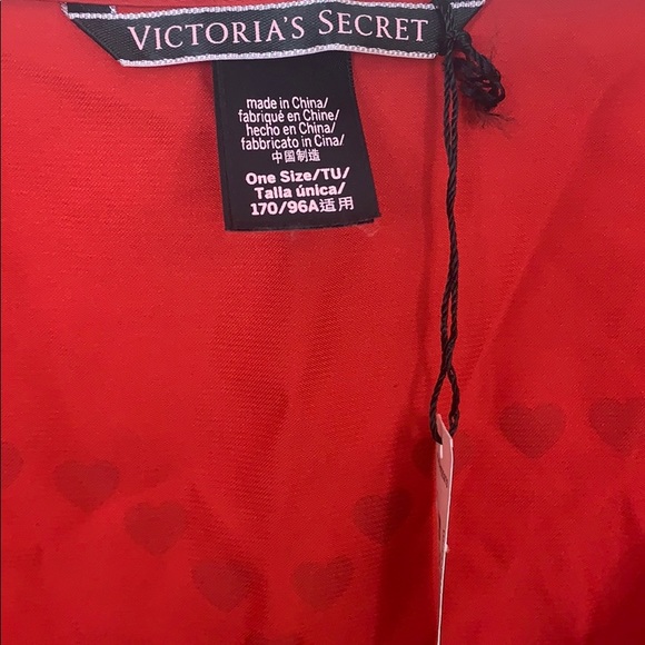 Victoria’s Secret Red Silky Ruffled Tied/Open Robe - Picture 3 of 4